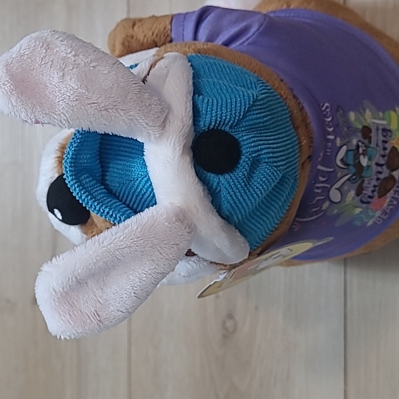 Buc-ee's 2023 Easter Beaver Tie-Dye Bunny 12" Plush - Picture 7 of 10